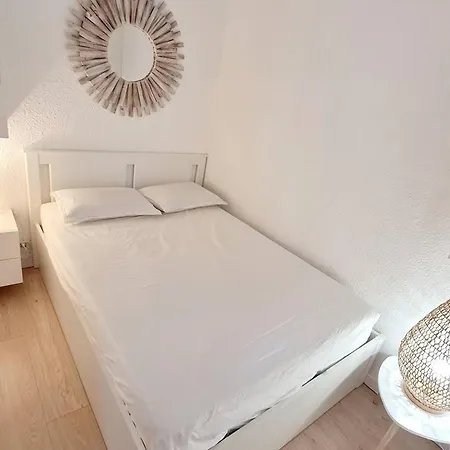 Apartment T2 Avec Wi-fi Et Parking A 200 M Des Plages - Fr-1-316-342 Six-Fours-les-Plages